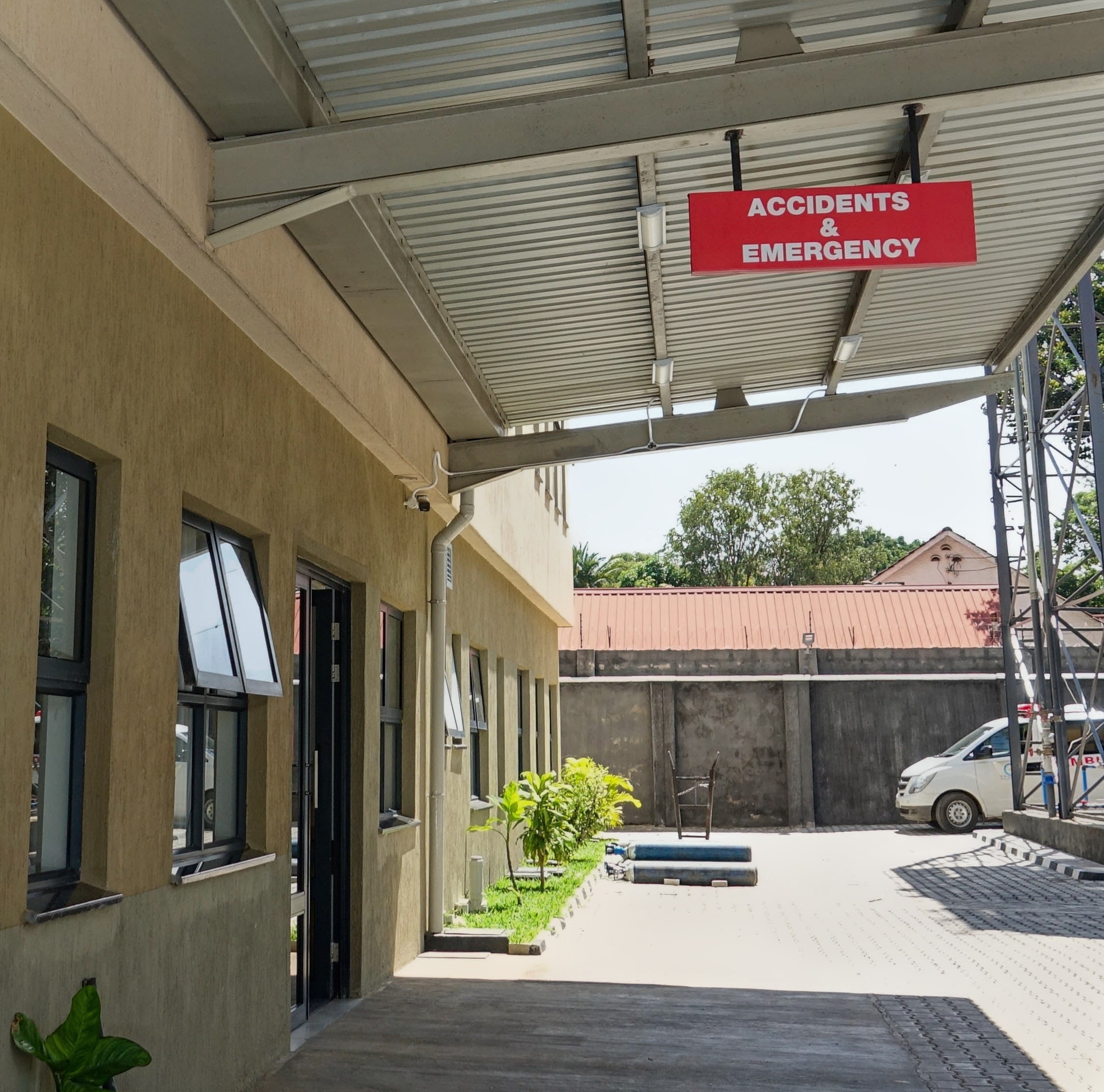 Lusaka Trust Hospital-9~2